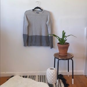 Vince light weight sweater.